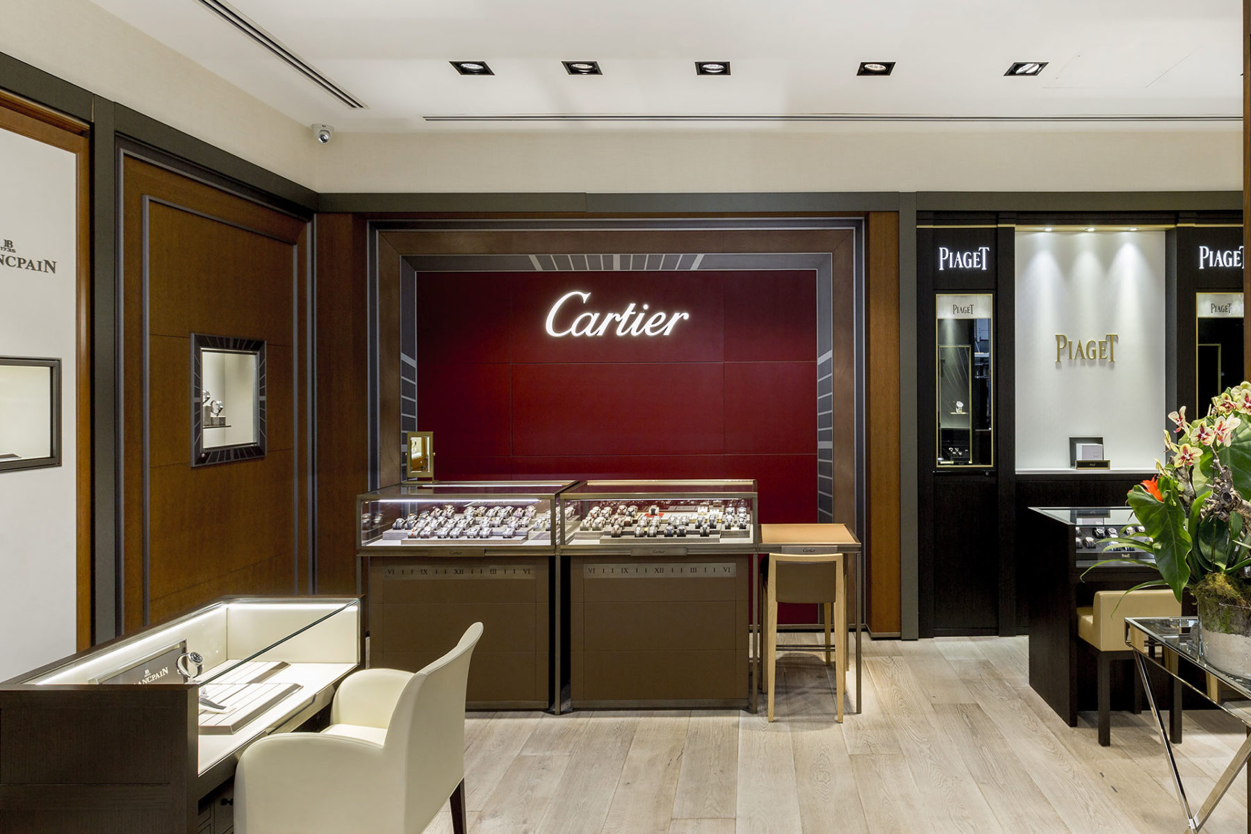 Cartier watch outlet store near me