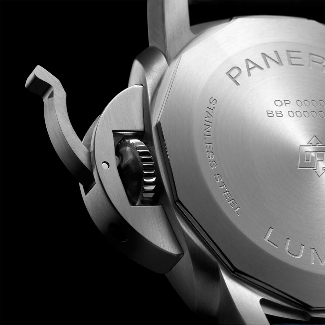 Panerai Luminor Quaranta PAM01270